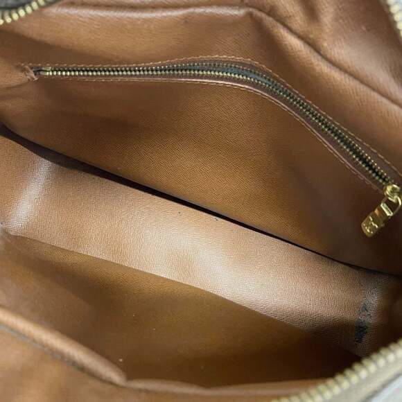 LOUIS VUITTON Authentic Brown Monogram Boulogne 30 Shoulder Bag - Picture 4 of 12